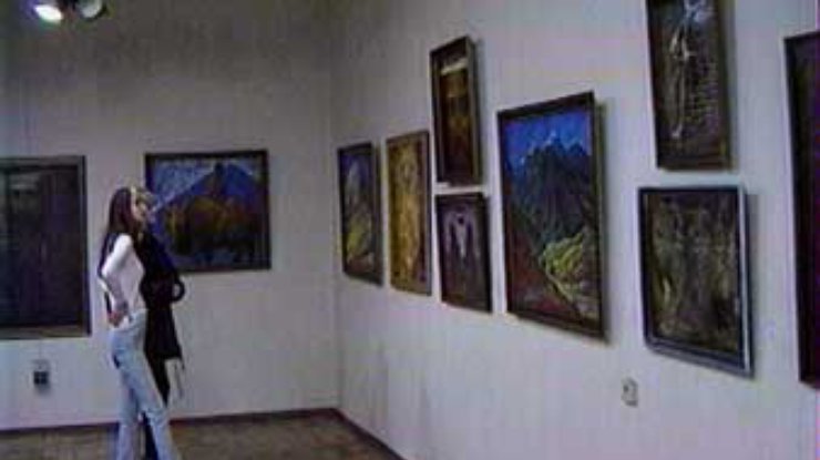 В "L-Art" прошла экспозиция под названием "Прощай, СССР"