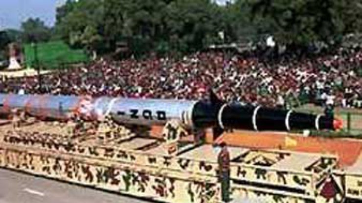 Индия успешно провела испытание ракеты "Агни"
