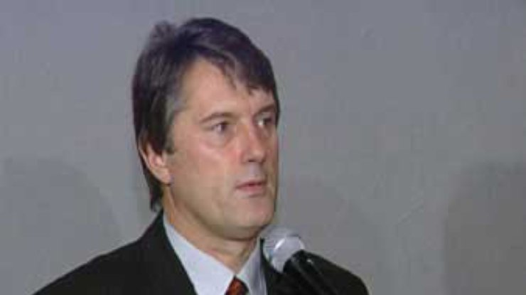 Ющенко договорился о спецконтроле США на выборах 2004 (дополнено в 18:20)