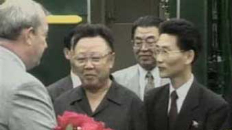 КНДР готовится отметить день рождения Ким Чен Ира