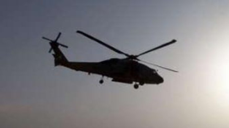 4 человека пропали без вести из-за катастрофы вертолета в Греции