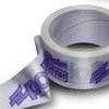 Американцы закупают клейкую ленту для герметизации своих домов