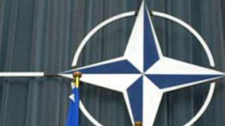 В Брюсселе проходит специальное заседание комитета военного планирования НАТО
