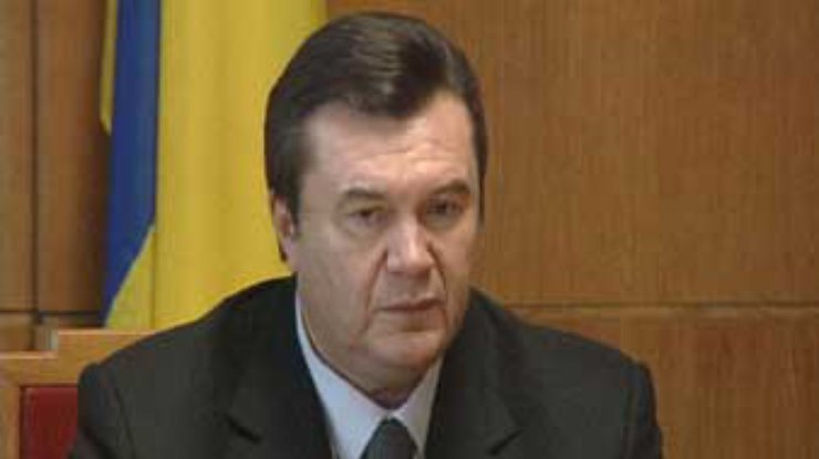 Янукович поблагодарил депутатов за работу по снятию санкций FATF