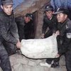 На северо-западе Китая идут широкомасштабные поисково-спасательные работы