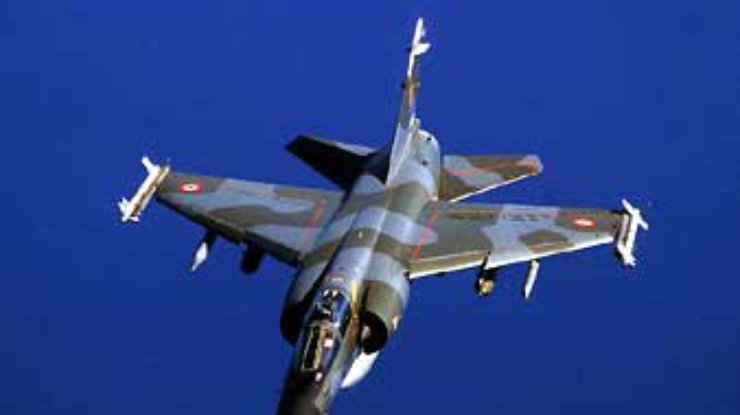 Во Франции столкнулись в воздухе два самолета Mirage F1