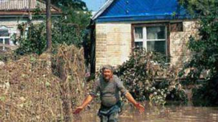 Во Львовской области подтоплено 15 частных домов и более 100 дворов