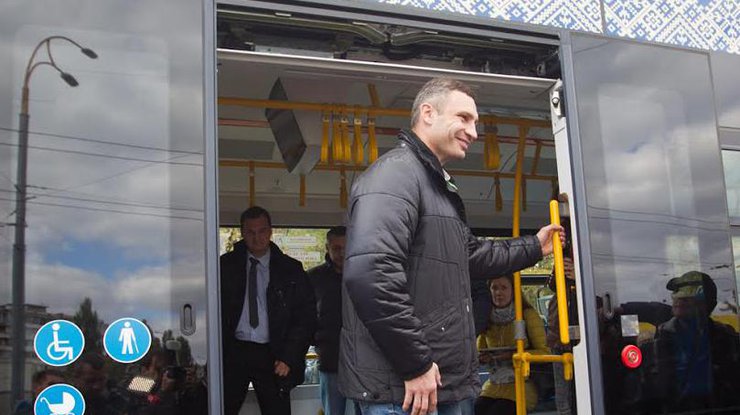 Кличко презентував новий трамвай