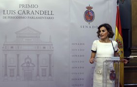 Королева Испании на церемонии вручения журналистской премии Luis Carandell Award
