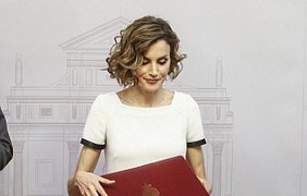 Королева Испании на церемонии вручения журналистской премии Luis Carandell Award