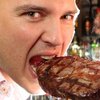 Треть пьяных вегетарианцев едят мясо