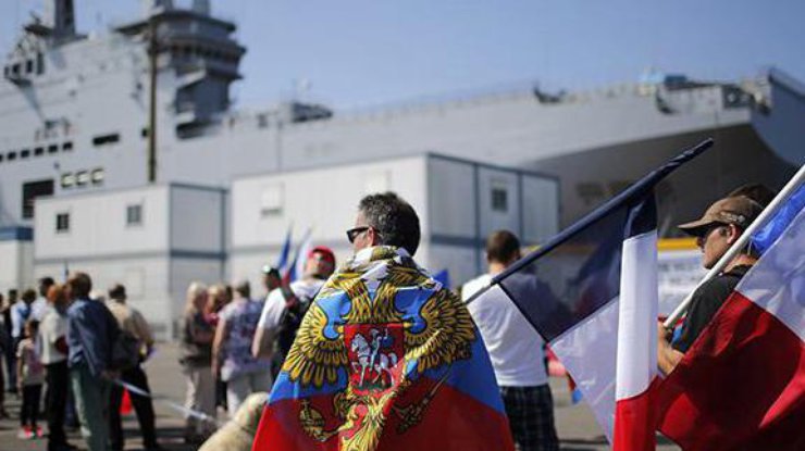 Олланд хочет продать России новые корабли вместо Мистралей. Фото: Rykov