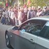 В Кишиневе протестующие устроили охоту на экс-премьера (фото, видео)