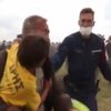 У Франції залякують біженців фейками про жахи міграції (відео)