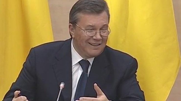 Янукович требует компенсаций