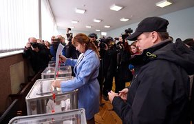 В Украине проходят местные выборы