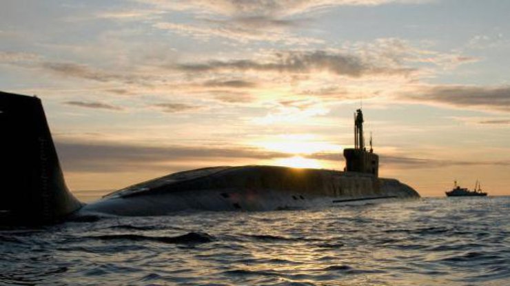 Российская атомная подводная лодка.