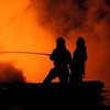 Пожар в Сватово тушат три отделения ГосЧС