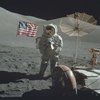 NASA поделилось редкими кадрами первых полетов на Луну (фото)