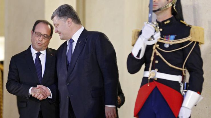 У Порошенко раскрыли детали переговоров в Париже 
