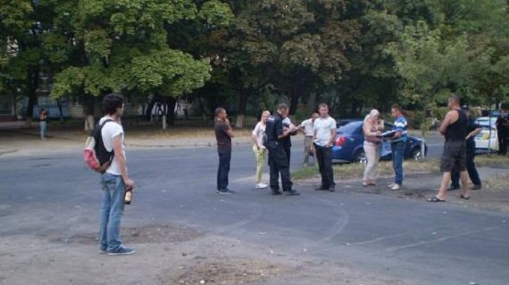 Женщину ограбили в Святошинском районе Киева