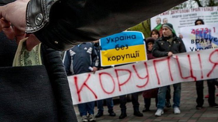 Порошенко ответил на петицию об ужесточении наказания для коррупционеров 