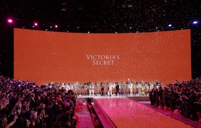 Ангелы Victoria's Secret устроили феерическое шоу в Нью-Йорке. Фото epa.eu