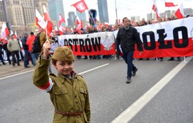 Националисты собрались на многотысячный марш