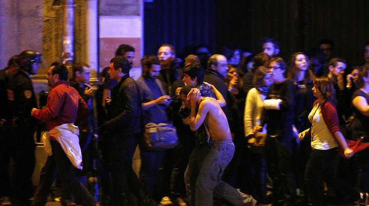 ИГИЛ взяли на себя ответственность за теракты в Париже