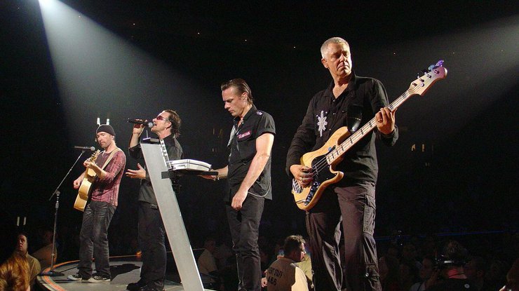 U2 отменила концерт в Париже из-за теракта