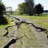 В Японии мощное землетрясение переросло в цунами