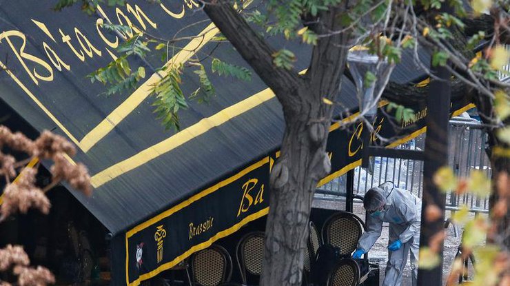 Террористы захватили театр "Батаклан" в Париже