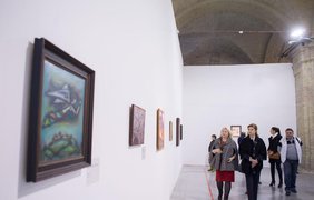 Колекція Диченка налічує понад 500 творів живопису. Фото АП