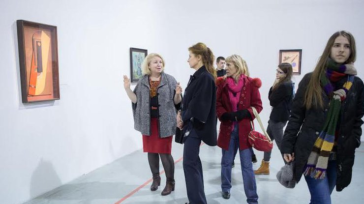 Марина Порошенко відвідала виставку творів з колекції Ігоря Диченка. Фото АП