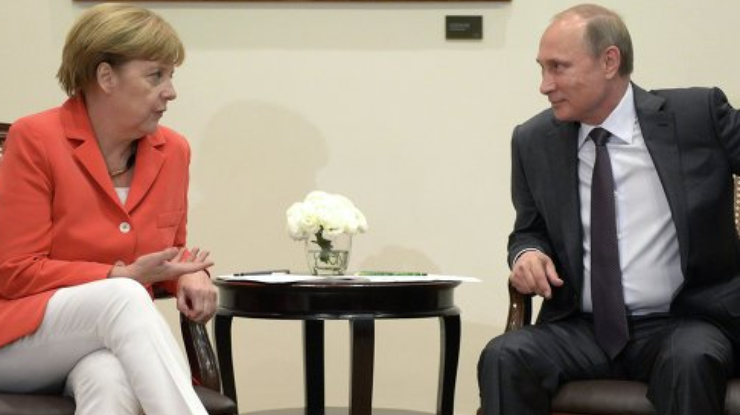Меркель объяснила Путину вопросы ассоциации Украины и ЕС