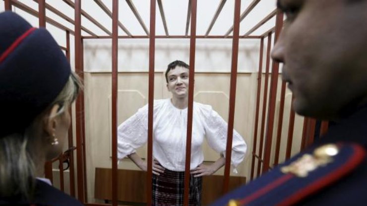 Украинская летчица Надежда Савченко намерена вернуться в Украину любой ценой.