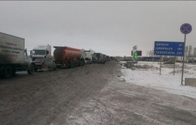 Российские трассы заблокированы. Фото zona.media