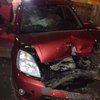 В Киеве пьяный генерал на джипе протаранил легковушку (фото, видео)