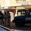 Спецслужбы штурмуют захваченный террористами отель в Мали 