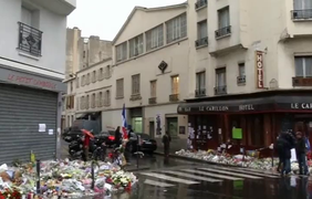 У Парижі вшановують пам’ять жертв терактів