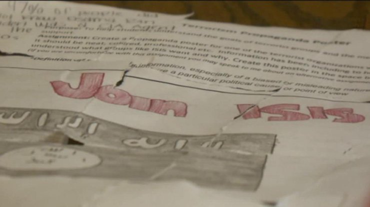 В США школьников заставили рисовать плакаты с пропагандой ИГИЛ