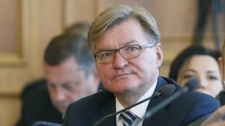 Народный депутат рассказал о международных рисках Украины