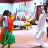Премьер Канады лихо отплясывал с девушками из Индии (видео)