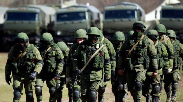 Россия направила в Крым штурмовые подразделения десантников