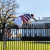 В США мужчина ворвался в резиденцию Барака Обамы (фото, видео)