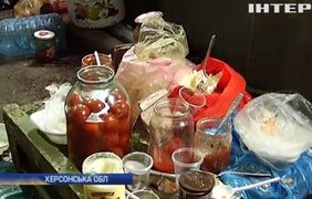 Жителі Херсонщини носять їжу блокадникам Криму