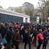 В Киеве на "Арсенальной" человек упал на рельсы метро