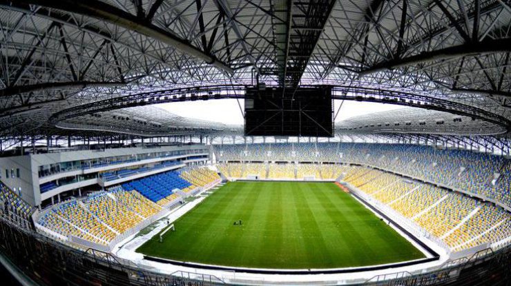 Федерация футбола Украины не досчиталась 2 тысячи билетов на Арену Львов