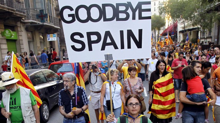 В Каталонии проголосовали за независимость. Фото: elpais.cr 