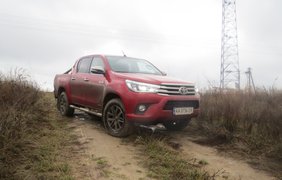 Тест-драйв Toyota Hilux - стильный трудяга